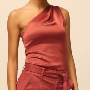White House, Black market One shoulder draped top